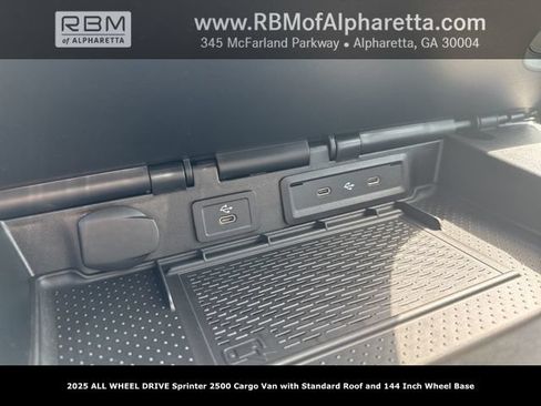 New 2025 Mercedes-Benz Sprinter 2500 image 24