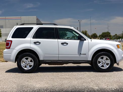Used 2011 Ford Escape 2WD Hybrid image 8