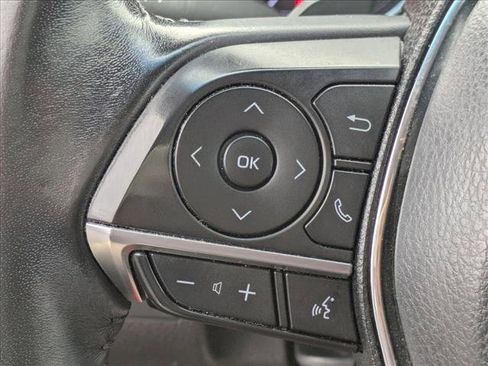 Used 2019 Toyota Camry XSE image 12