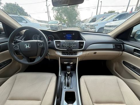 Used 2015 Honda Accord LX image 9