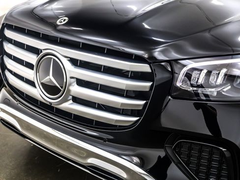 New 2026 Mercedes-Benz GLS 450 4MATIC image 13