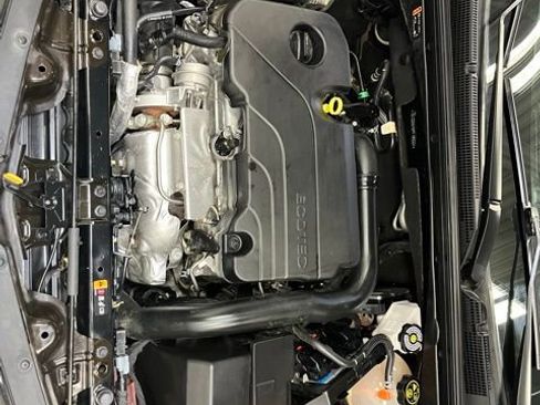 Used 2023 Chevrolet Malibu LT image 27