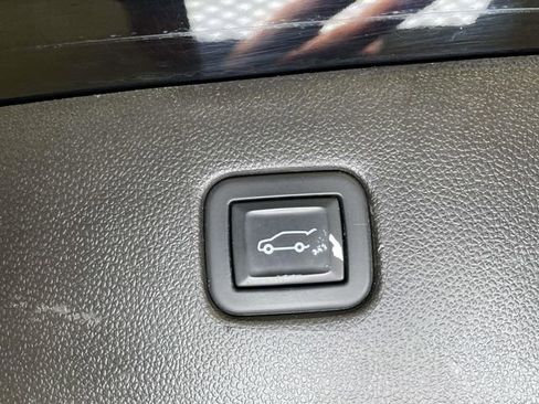 Used 2020 Chevrolet Blazer LT w/ Redline Edition AWD/4WD image 21