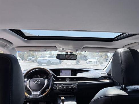 Used 2013 Lexus ES 350 w/ Premium Pkg FWD image 20