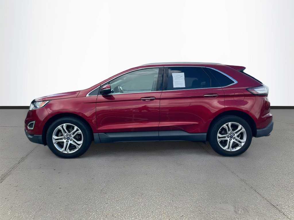 Used 2017 Ford Edge Titanium w/ Technology Package FWD image 4
