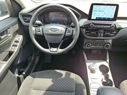 Certified 2023 Ford Escape Active image 11