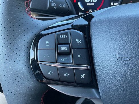 New 2026 Ford Explorer ST-Line w/ ST-Line Street Pack image 18