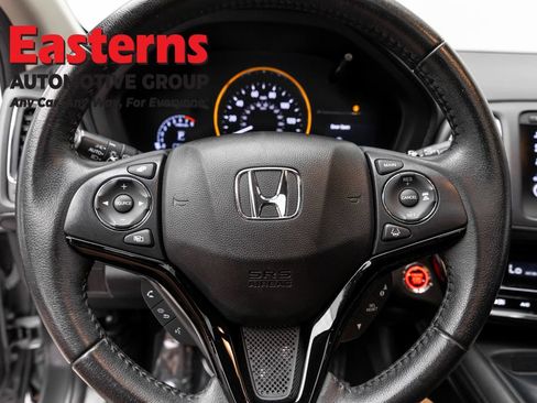 Used 2021 Honda HR-V EX-L image 10