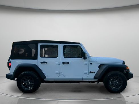 Used 2024 Jeep Wrangler Unlimited Sport AWD/4WD image 33