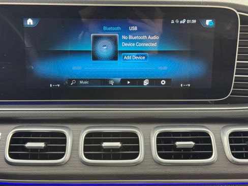 Used 2021 Mercedes-Benz GLS 580 4MATIC image 29