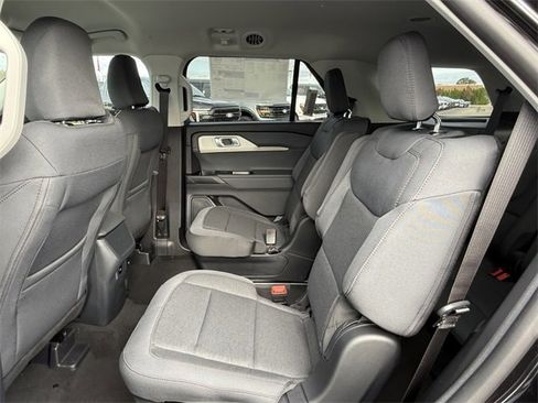 New 2026 Ford Explorer Active image 14