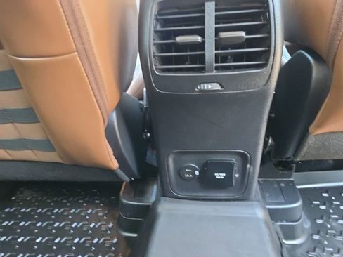 Used 2022 Ford Bronco Sport Outer Banks w/ Tech Package AWD/4WD image 29