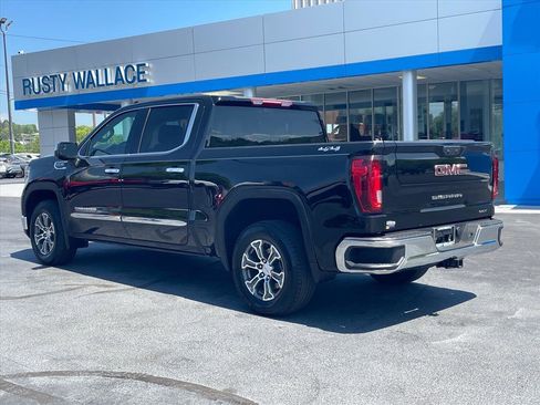Used 2025 GMC Sierra 1500 SLT AWD/4WD image 5