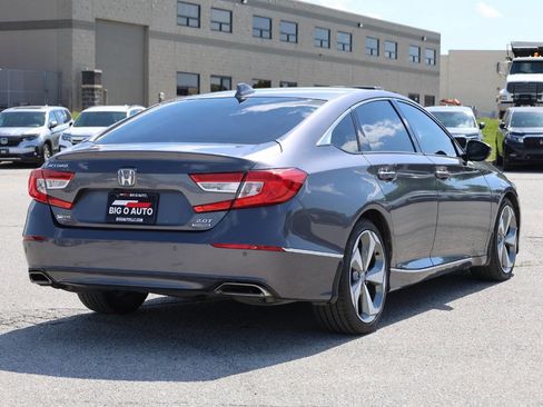 Used 2019 Honda Accord Touring image 9