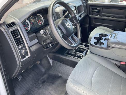 Used 2013 RAM 2500 Tradesman w/ Chrome Appearance Group AWD/4WD image 18