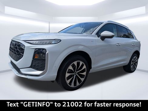 New 2026 Audi Q3 quattro 2.0T AWD/4WD image 8