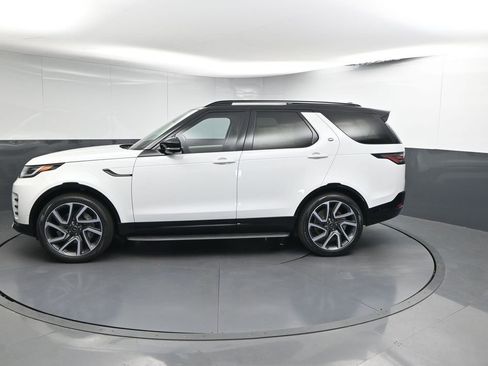 New 2025 Land Rover Discovery Dynamic SE AWD/4WD image 2