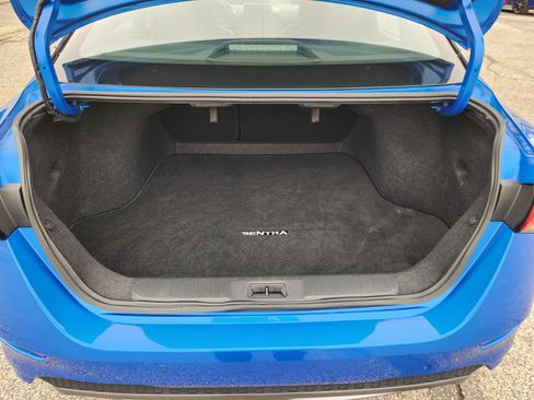 Used 2023 Nissan Sentra SR w/ SR Premium Package image 19