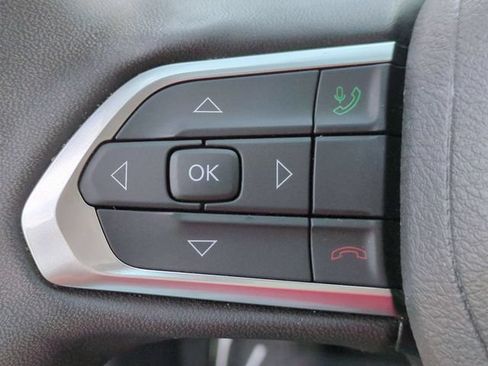 Used 2025 Jeep Compass Limited AWD/4WD image 19