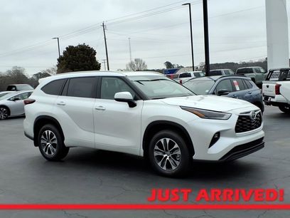 New 2026 Toyota Highlander XLE