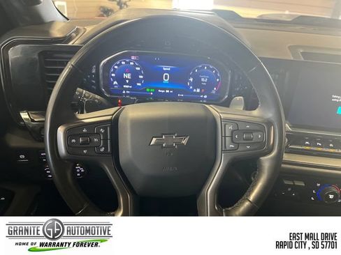 Used 2025 Chevrolet Silverado 1500 ZR2 w/ Technology Package AWD/4WD image 10