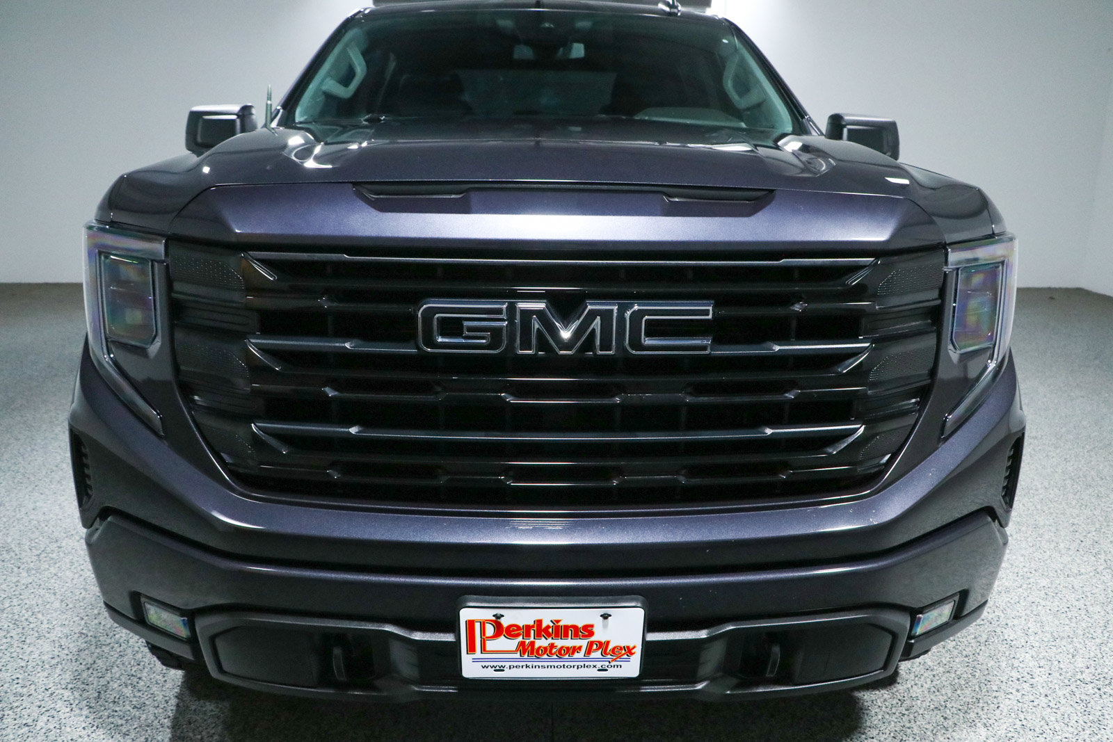 Used 2022 GMC Sierra 1500 Elevation AWD/4WD image 5