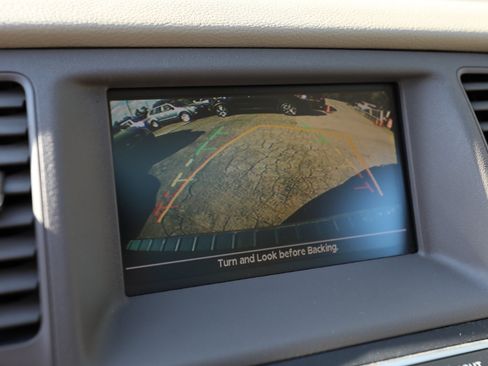 Used 2010 Nissan Murano SL w/ Leather Pkg image 24