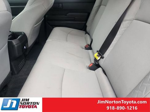 Used 2025 Toyota Tacoma SR5 image 31