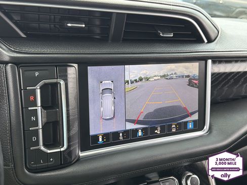 Used 2021 GMC Yukon Denali w/ Denali Ultimate Package AWD/4WD image 22