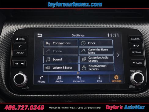 Used 2024 Nissan Kicks SV image 11