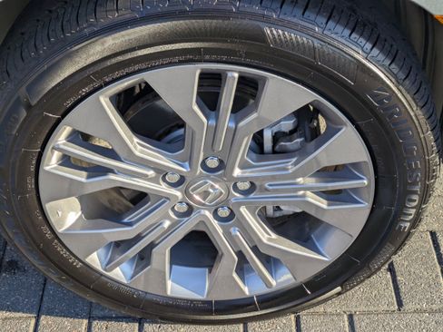 Certified 2025 Honda Odyssey Touring image 13