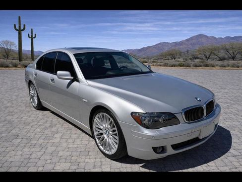 Used 2008 BMW 750i RWD image 1