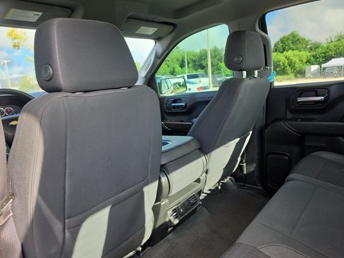 Used 2021 Chevrolet Silverado 1500 LT RWD image 11