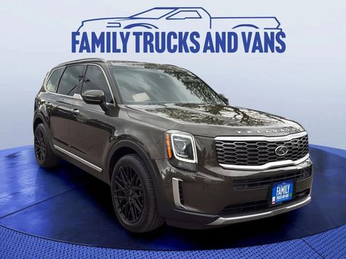 Used 2020 Kia Telluride S w/ S 8 Passenger Seating Package AWD/4WD image 7