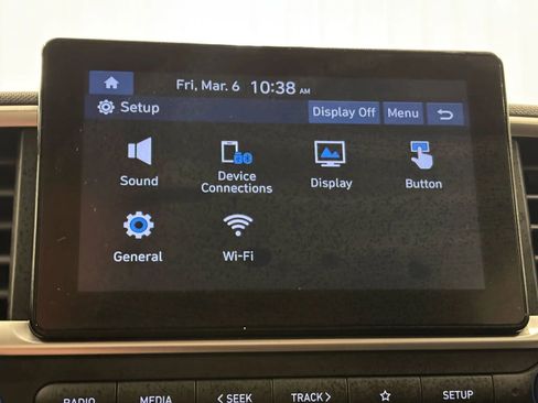 Used 2024 Hyundai Venue SEL image 40