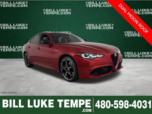 Used 2024 Alfa Romeo Giulia Veloce image 1