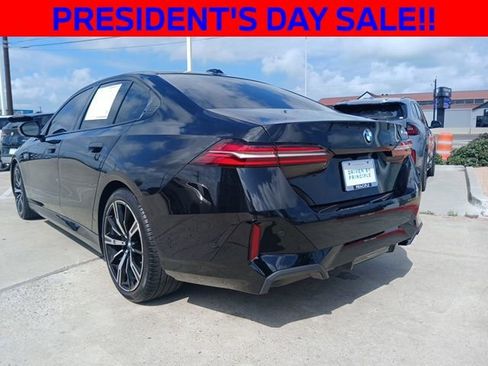 Used 2024 BMW 530i w/ M Sport Package image 9