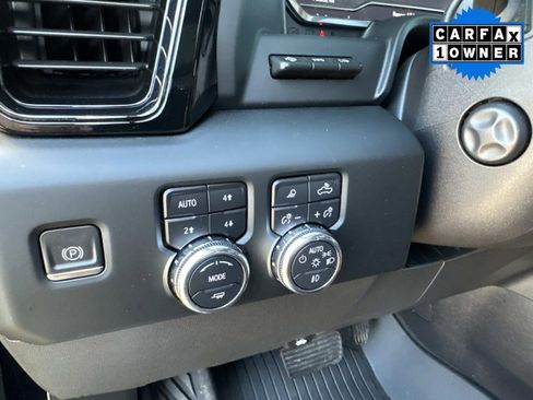 Used 2024 GMC Sierra 1500 AT4 w/ Technology Package image 38