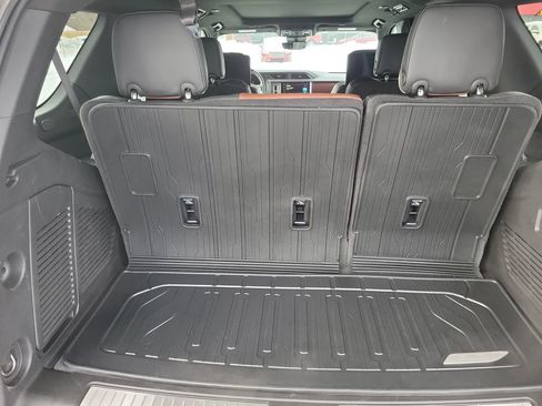 Used 2024 GMC Yukon Denali Ultimate image 31