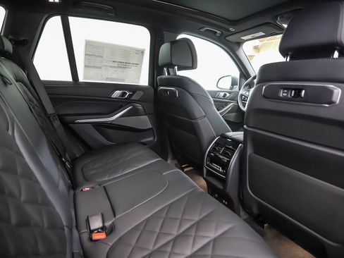 New 2026 BMW X5 xDrive50e image 25