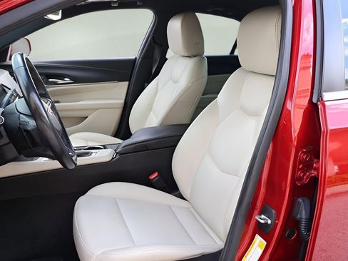 Certified 2023 Cadillac CT4 Luxury w/ Cold Weather Package image 11