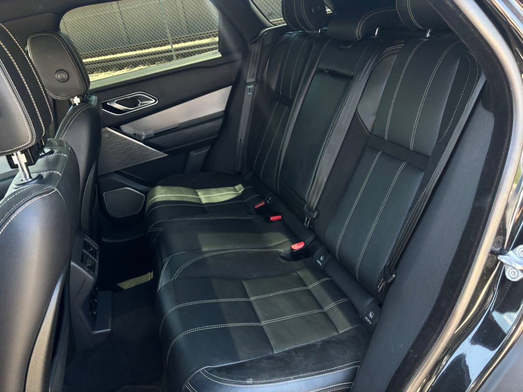 Used 2018 Land Rover Range Rover Velar R-Dynamic SE AWD/4WD image 15
