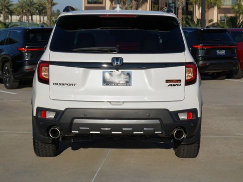 Used 2024 Honda Passport TrailSport image 7
