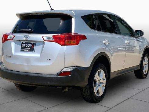 Used 2014 Toyota RAV4 LE FWD image 12