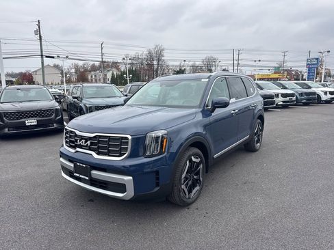 New 2025 Kia Telluride S image 1