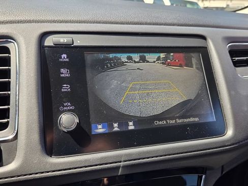 Used 2019 Honda HR-V EX image 24
