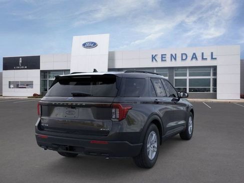 Used 2026 Ford Explorer Active image 8