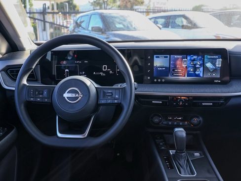 New 2026 Nissan Kicks SV image 23