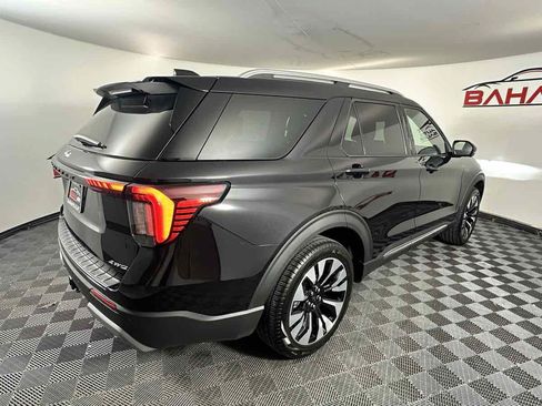 Used 2026 Ford Explorer Platinum w/ LUX Leather Package AWD/4WD image 8