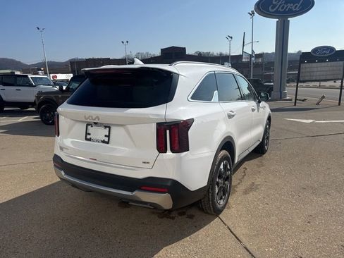 New 2026 Kia Sorento S w/ S Panoramic Sunroof Package AWD/4WD image 7